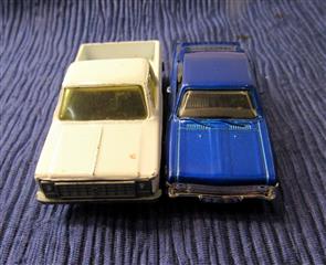 LOT OF 11 MIXED LOT ERTL HOTWHEELS MATTEL DISNEY PIXAR TOY CARS - ASSORTED LOT H